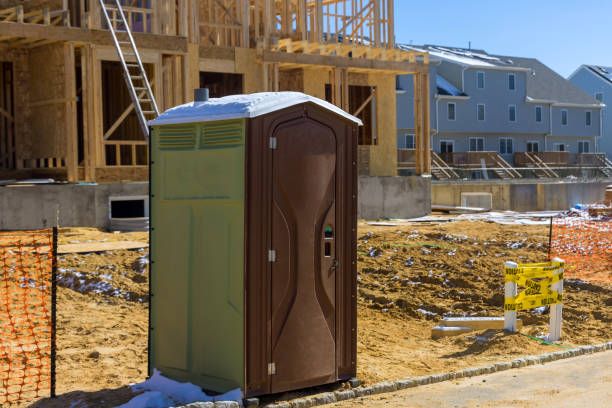 Best Portable restroom trailer rental  in Espaola, NM